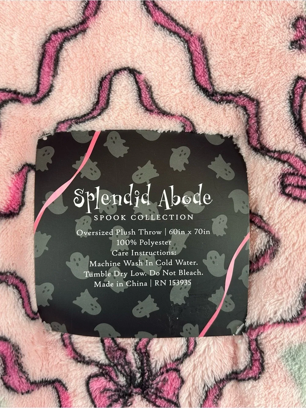 NWT Splendid abode Pink Ghost Bat Plush Throw Blanket Halloween whimsigoth